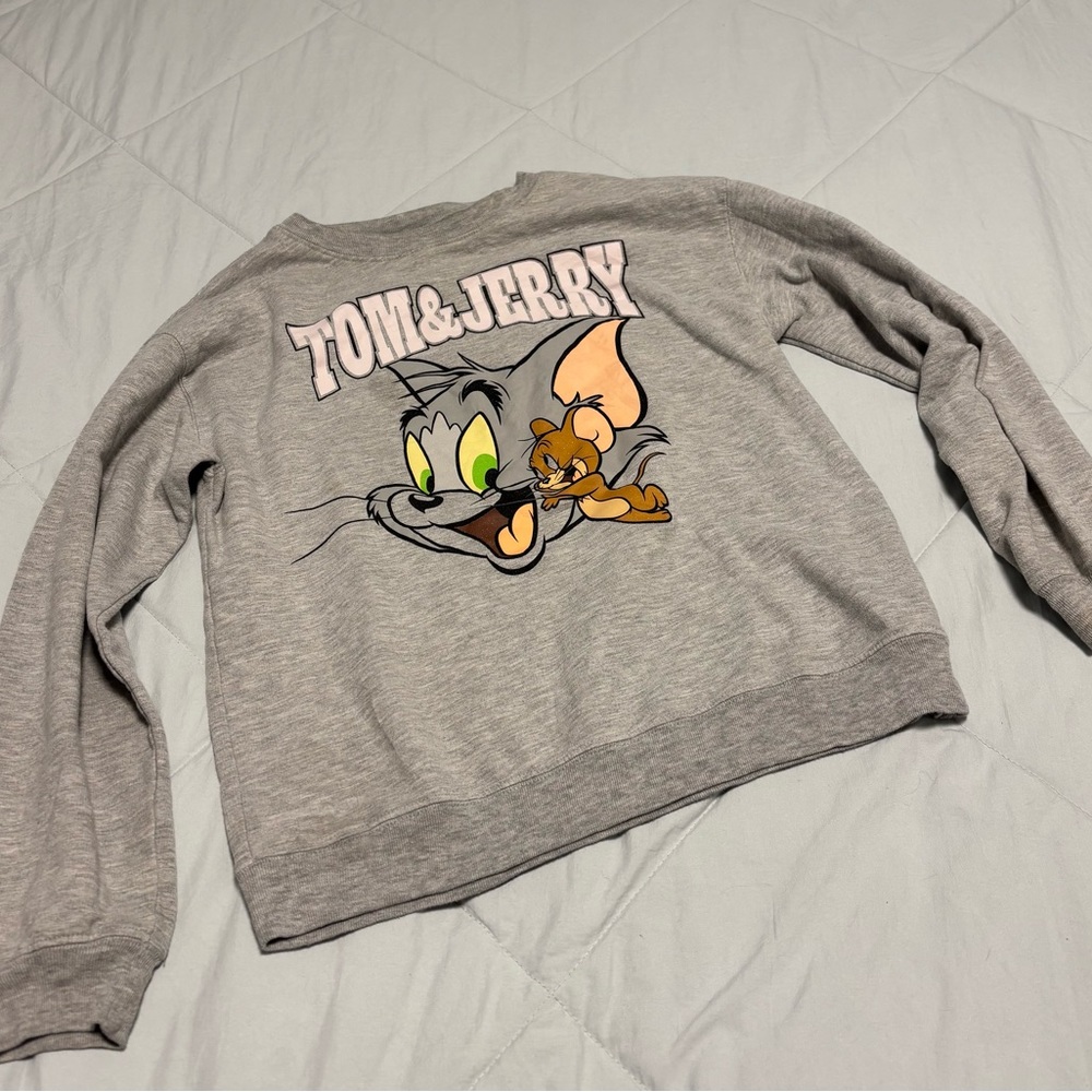 Vintage Tom & Jerry sweater - size medium - Picture 2 of 5